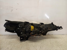 Laden Sie das Bild in den Galerie-Viewer, Frontscheinwerfer Citroën C-Crosser Links Scheinwerfer Headlight SCH8723821590mo