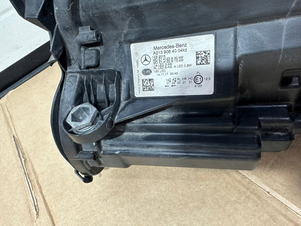 Frontscheinwerfer Mercedes-Benz W213 A2139064004 Rechts Scheinwerfer Headlight SCH5171510412yz