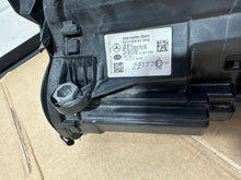 Load image into Gallery viewer, Frontscheinwerfer Mercedes-Benz W213 A2139064004 Rechts Scheinwerfer Headlight SCH5171510412yz