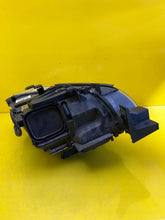 Load image into Gallery viewer, Frontscheinwerfer BMW 3 Coupe E92 7239923-07 Xenon Ein Stück (Rechts oder Links) SCH2501119101vx