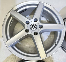 Load image into Gallery viewer, 4x Alufelge 17 Zoll 7.5" 5x112 30ET Glanz Silber KBA52974 Rim Wheel FEL7180445602la