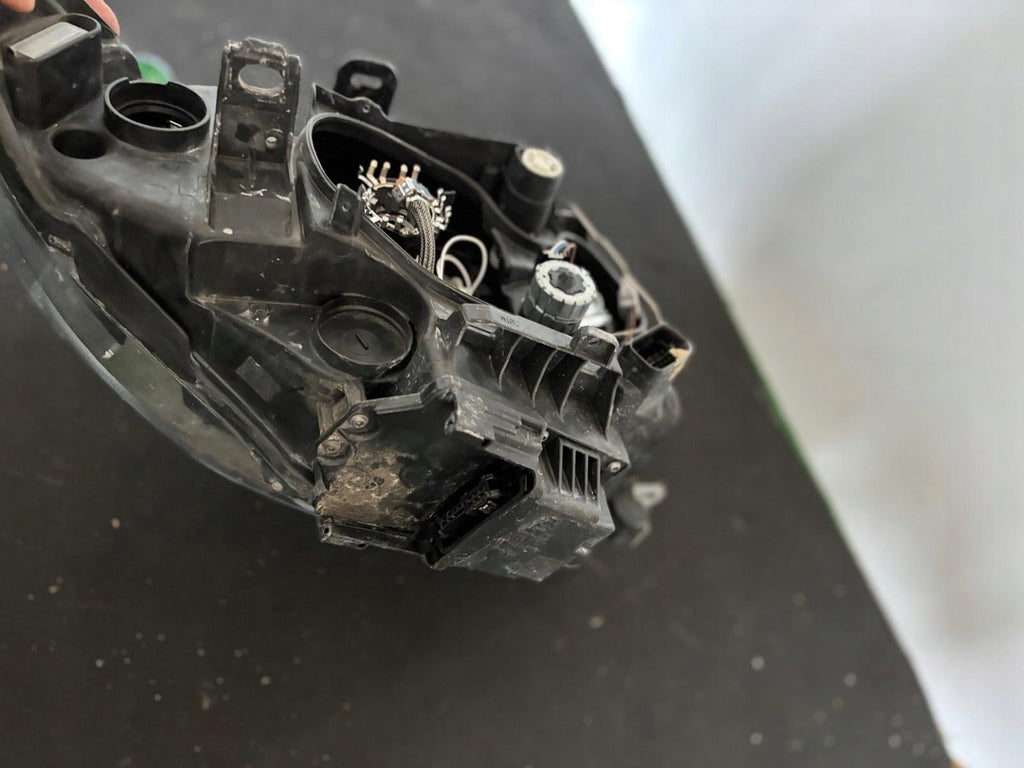 Frontscheinwerfer BMW E88 E87 90004813 Xenon Ein Stück (Rechts oder Links) SCH4278247359fg