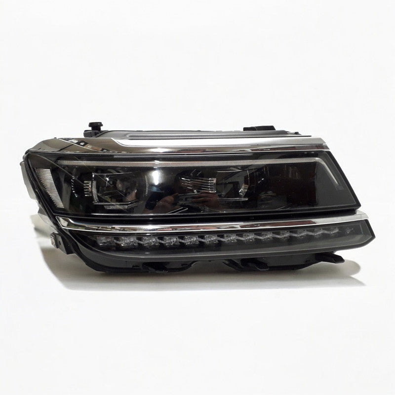 Frontscheinwerfer VW Tiguan 5NB941082D LED Rechts Scheinwerfer Headlight