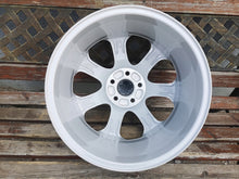 Laden Sie das Bild in den Galerie-Viewer, 1x Alufelge 17 Zoll 7.5&quot; 5x108 55ET 31255778 Volvo Xc70 Rim Wheel