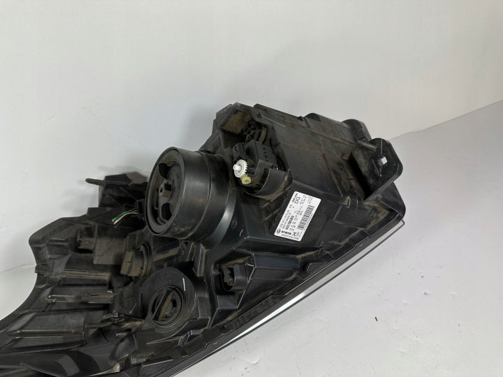 Frontscheinwerfer Renault Trafic III 260109424R LED Ein Satz Headlight SCH5473080221hp