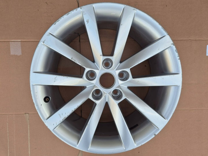 1x Alufelge 18 Zoll 7.5" 5x112 51ET 5E0601025Q- Skoda Octavia Iii Rim Wheel FEL3611767372na