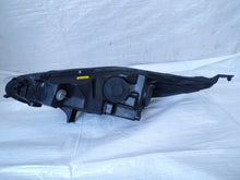 Load image into Gallery viewer, Frontscheinwerfer Ford Fiesta Rechts Scheinwerfer Headlight SCH9100718010yx