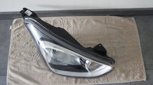 Load image into Gallery viewer, Frontscheinwerfer Hyundai I10 Rechts Scheinwerfer Headlight