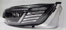 Laden Sie das Bild in den Galerie-Viewer, Frontscheinwerfer Renault Trafic III 260601790R Full LED Links Headlight