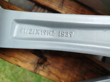 Load image into Gallery viewer, 1x Alufelge 19 Zoll 9.5" 5x112 39ET Glanz Silber 6861226 BMW G11 G12 Rim Wheel FEL8328998566hl
