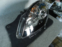 Laden Sie das Bild in den Galerie-Viewer, Frontscheinwerfer Renault Koleos I 26060-JY45A Xenon Links Headlight