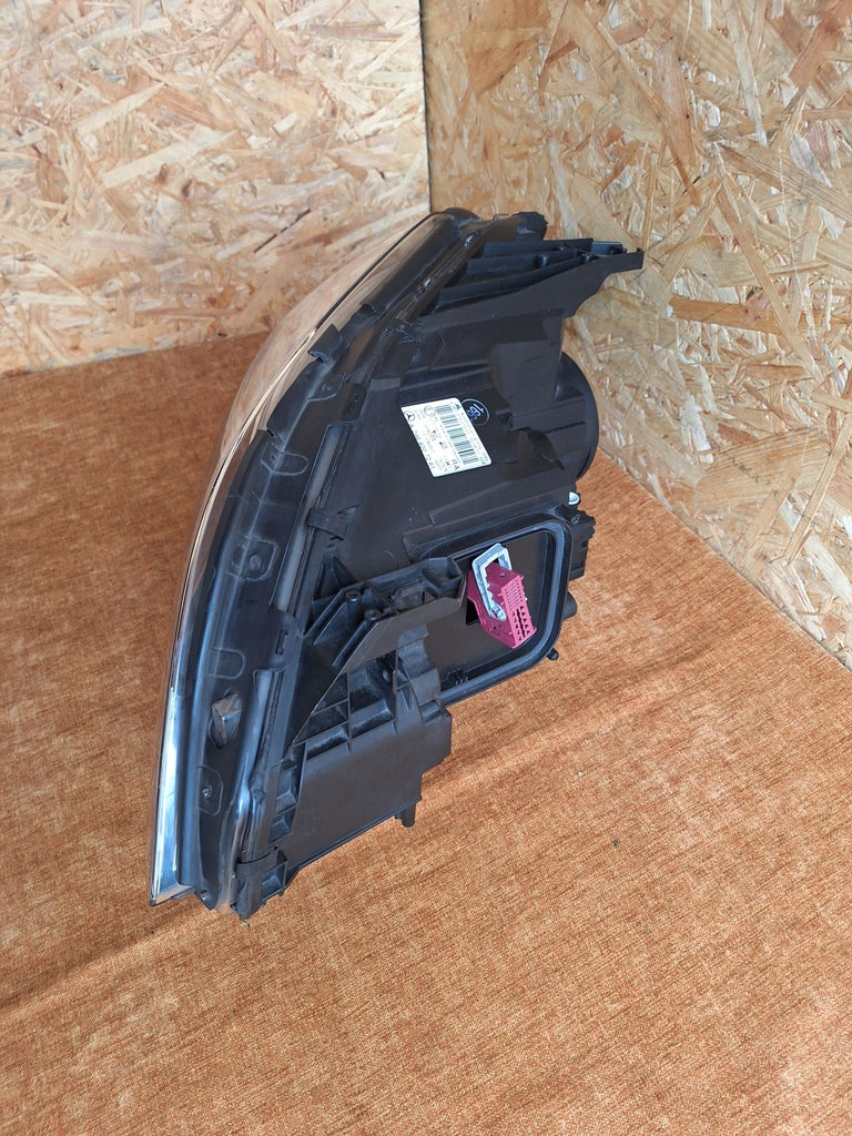 Frontscheinwerfer Mercedes-Benz W246 A2468207261 Xenon Rechts Headlight SCH9810567426qq