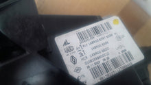 Laden Sie das Bild in den Galerie-Viewer, Frontscheinwerfer Renault Clio I V 260600149R 148R006599 Links Headlight SCH3072124886fq