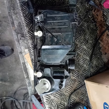 Load image into Gallery viewer, Frontscheinwerfer Skoda Fabia I Ein Satz Scheinwerfer Headlight SCH8425595040ox