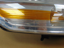 Laden Sie das Bild in den Galerie-Viewer, Frontscheinwerfer Ford Mondeo Xenon Rechts Scheinwerfer Headlight