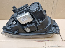 Laden Sie das Bild in den Galerie-Viewer, Frontscheinwerfer Land Rover Range III L322 7H4213W030BC8LPO Links Headlight SCH8359011048ws