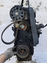 Laden Sie das Bild in den Galerie-Viewer, Motor Skoda Octavia III CLH CLHA 1.6 TDI 105PS 77kW 160TKm Diesel Unkomplett MOT4156590503rh
