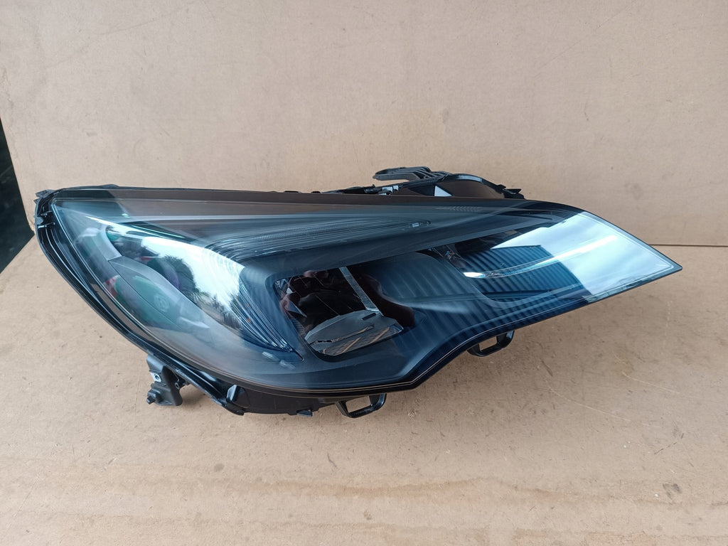 Frontscheinwerfer Opel Astra 39179826 LED Rechts Scheinwerfer Headlight