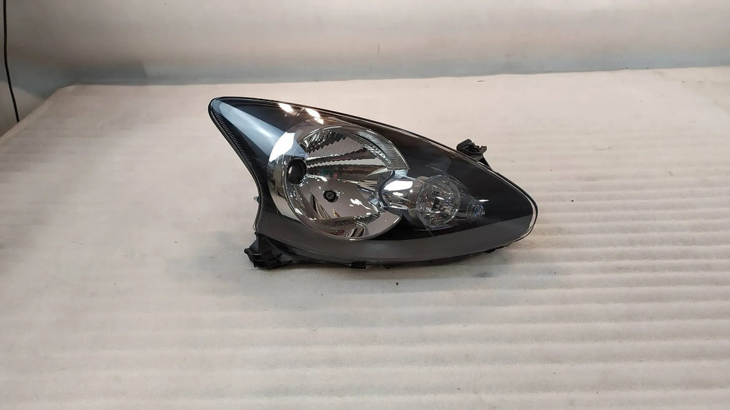 Frontscheinwerfer Toyota Aygo 811300H011 89530364 Rechts Scheinwerfer Headlight