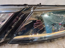 Laden Sie das Bild in den Galerie-Viewer, Frontscheinwerfer Skoda Octavia III 5E1941015D LED FALSE Scheinwerfer Headlight SCH2845515478ts