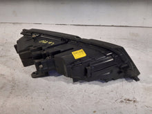 Laden Sie das Bild in den Galerie-Viewer, Frontscheinwerfer Skoda Octavia III 5E1941015F LED Links Scheinwerfer Headlight SCH2765121670bf
