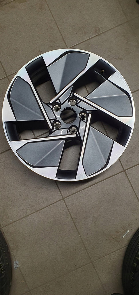 1x Alufelge 18 Zoll 7.5" 5x112 50ET Glanz 10A601025G Audi Mg Id.3 Rim Wheel