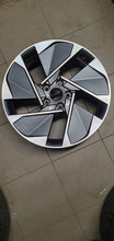 Load image into Gallery viewer, 1x Alufelge 18 Zoll 7.5&quot; 5x112 50ET Glanz 10A601025G Audi Mg Id.3 Rim Wheel