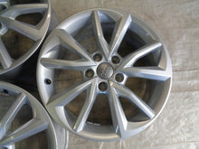Laden Sie das Bild in den Galerie-Viewer, 4x Alufelge 17 Zoll 7.0" 5x112 47ET Glanz Silber 8S0071497 Audi Tt Rim Wheel FEL1357391913tx