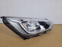 Laden Sie das Bild in den Galerie-Viewer, Frontscheinwerfer Ford Focus JX7B-13W029-AE Rechts Scheinwerfer Headlight