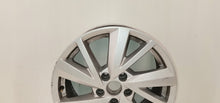 Laden Sie das Bild in den Galerie-Viewer, 1x Alufelge 17 Zoll 7.0&quot; 5x112 45ET 81A601025C Audi Q2 Rim Wheel