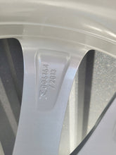Laden Sie das Bild in den Galerie-Viewer, 1x Alufelge 17 Zoll 7.5" 5x120 6796240 BMW Rim Wheel FEL7328203558hr