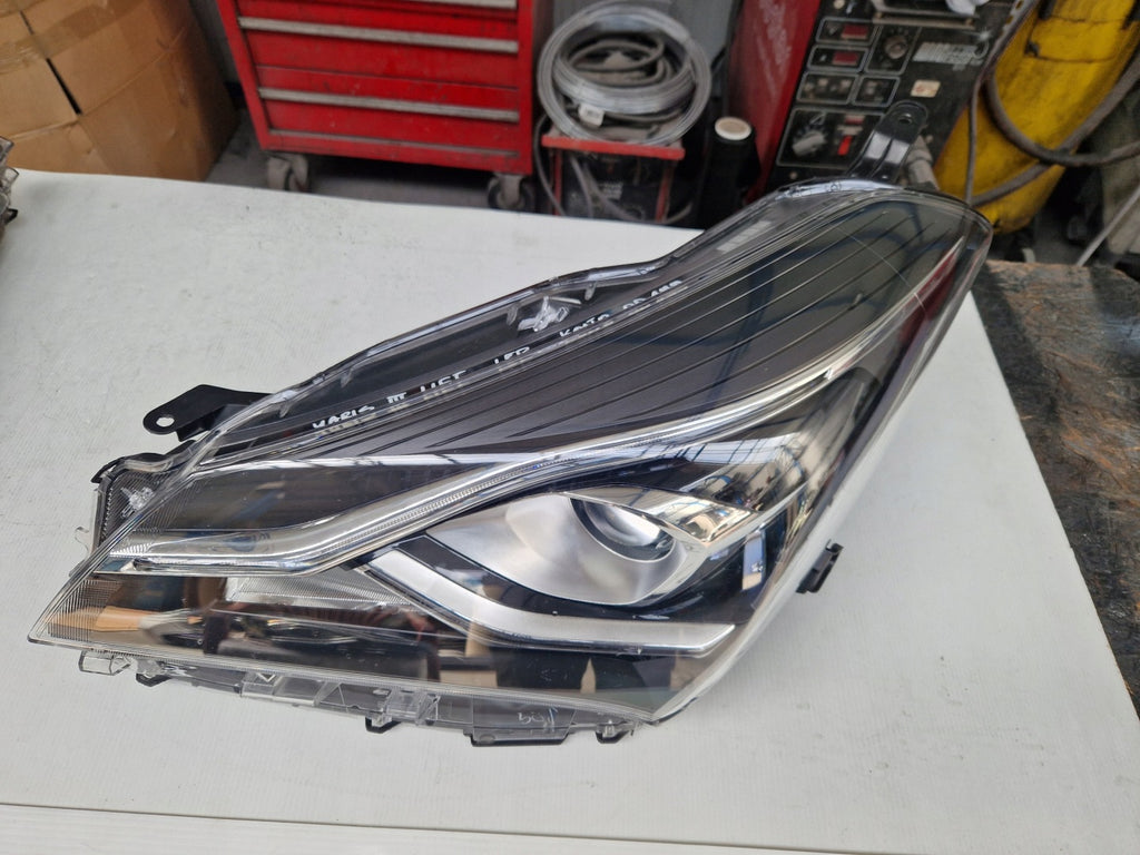 Frontscheinwerfer Toyota Yaris 56464-51653 LED Links Scheinwerfer Headlight SCH1802756467vc