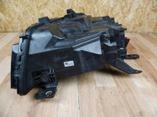 Laden Sie das Bild in den Galerie-Viewer, Frontscheinwerfer Opel Astra L 9851881680 39195688 LED Links Headlight