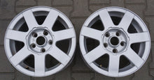 Laden Sie das Bild in den Galerie-Viewer, 4x Alufelge 15 Zoll 7.0" 5x112 45ET Glanz Silber Audi I Rim Wheel FEL8981235543tw