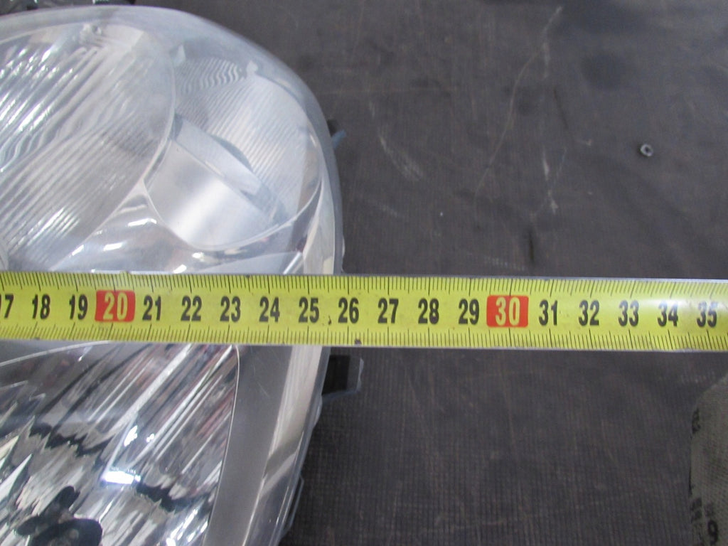 Frontscheinwerfer Toyota Auris 81110-02520 Rechts Scheinwerfer Headlight