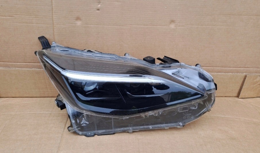 Frontscheinwerfer Toyota Yaris Cross LED Rechts Scheinwerfer Headlight SCH4857082803af