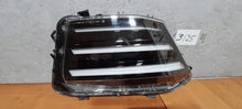 Laden Sie das Bild in den Galerie-Viewer, Frontscheinwerfer Peugeot 2008 208 II 9650436380 16157157 LED Links Headlight