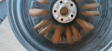 Laden Sie das Bild in den Galerie-Viewer, 1x Alufelge 18 Zoll 7.0" 5x108 47 5ET Glanz Ford Rim Wheel FEL2118458694il