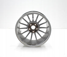 Laden Sie das Bild in den Galerie-Viewer, 1x Alufelge 17 Zoll 7.5" 5x112 29ET Glanz Silber 8W0601025AE Audi A4 Rim Wheel FEL4420389728pt