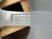 Load image into Gallery viewer, 1x Alufelge 20 Zoll Schwarz 8R0601025D Audi Q5 Rim Wheel FEL1134699581wf