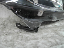 Laden Sie das Bild in den Galerie-Viewer, Frontscheinwerfer Peugeot 208 9822690180 LED Rechts Scheinwerfer Headlight SCH3430286413vb