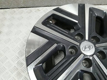 Load image into Gallery viewer, 1x Alufelge 17 Zoll 5x114.3 52910DD100 Hyundai Kona Rim Wheel FEL4287987771mn