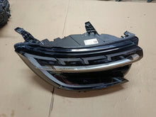 Laden Sie das Bild in den Galerie-Viewer, Frontscheinwerfer Renault 260103381R Rechts Scheinwerfer Headlight