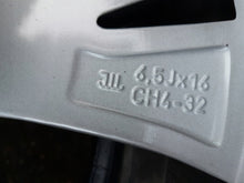 Load image into Gallery viewer, 1x Alufelge 16 Zoll 6.5" 4x108 32ET Glanz Graphit 9828185580 Peugeot 208 FEL9343170221mf