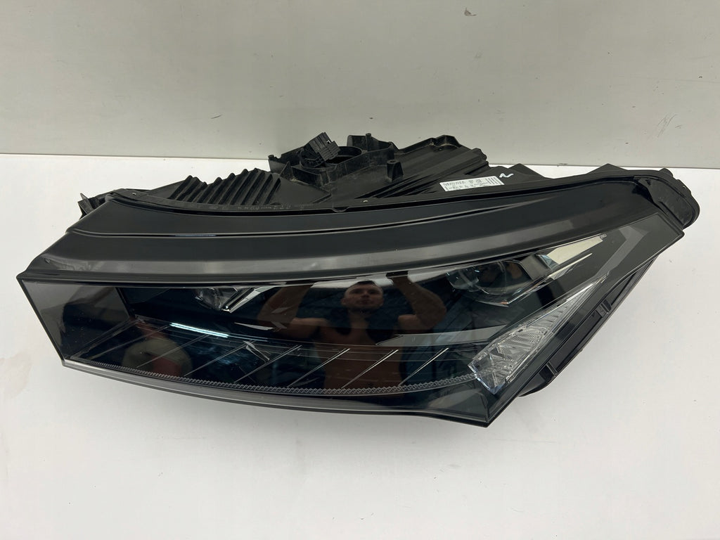 Frontscheinwerfer Skoda Enyaq 5LB941015A Full LED Links Scheinwerfer Headlight