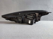 Load image into Gallery viewer, Frontscheinwerfer Hyundai Tucson 92102-D7700 LED Rechts Scheinwerfer Headlight SCH5062819077jn