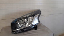 Laden Sie das Bild in den Galerie-Viewer, Frontscheinwerfer Renault Trafic 260608912 Links Scheinwerfer Headlight SCH2061079367fn