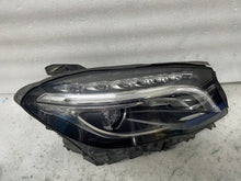 Laden Sie das Bild in den Galerie-Viewer, Frontscheinwerfer Mercedes-Benz Gla A1569062400 Xenon Rechts Headlight SCH6317633335yo