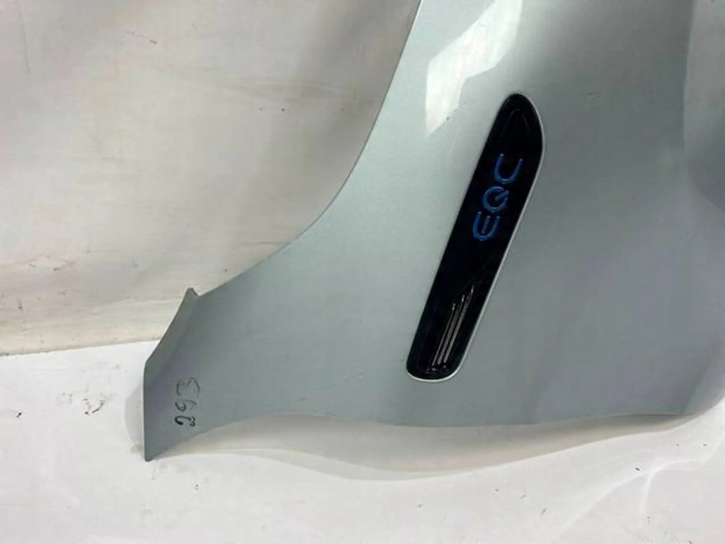 Kotflügel Mercedes-Benz Eqc NKO2818 Vorne Rechts