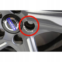 Laden Sie das Bild in den Galerie-Viewer, 1x Alufelge 17 Zoll 5x108 31347131 Volvo V40 Rim Wheel FEL5587695642vg